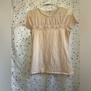 🌟❣️4/$10❣️🌟H&M pale pink shirt sheer type top part